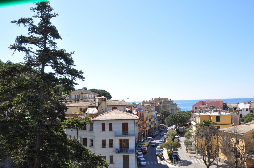 Hotel Residence Moneglia Extérieur photo