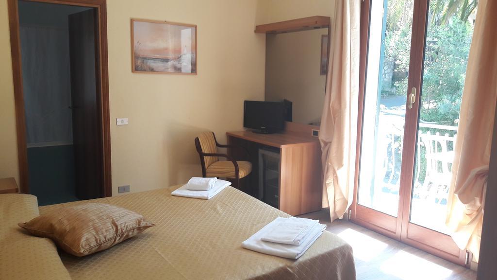 Hotel Residence Moneglia Extérieur photo