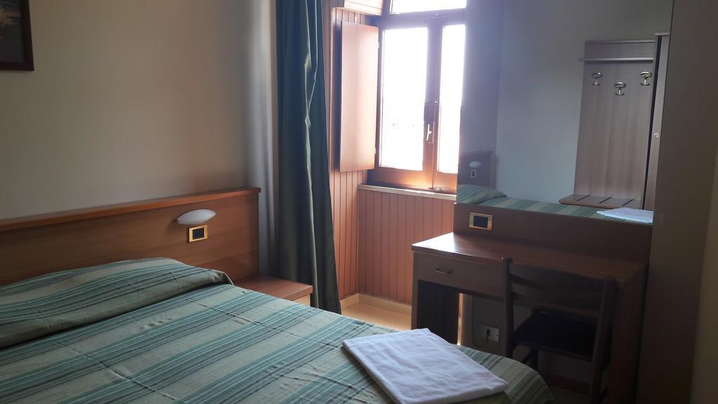 Hotel Residence Moneglia Extérieur photo